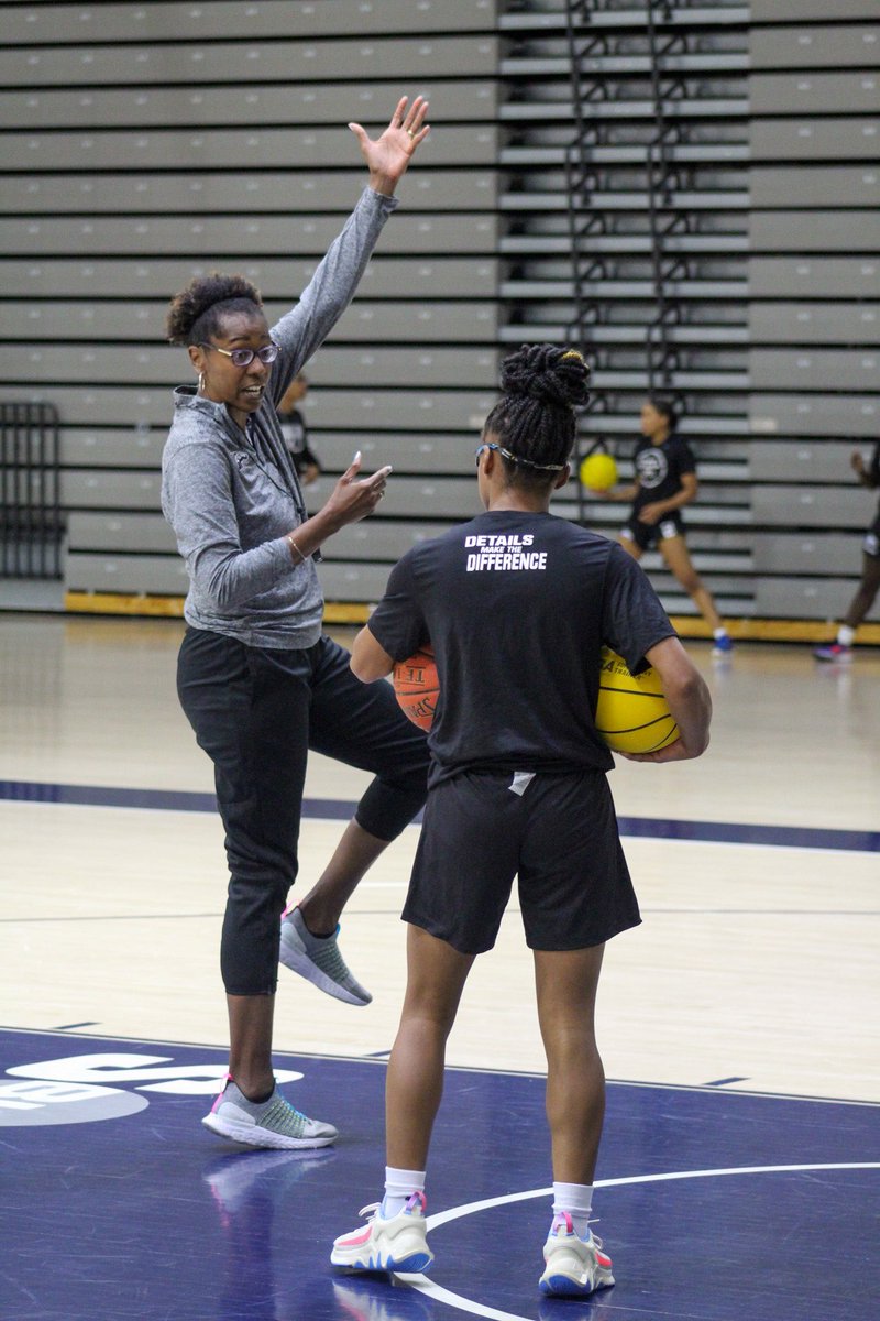 Longwood Women’s Basketball tweet media