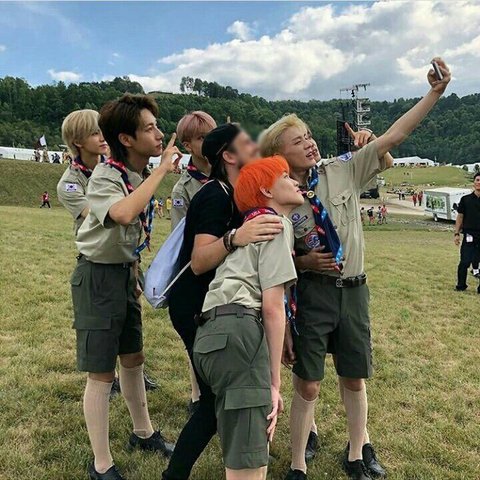 _ossasso_'s tweet photo. 히발ㅜㅜ
착장존나드림잼버리때
스카우트복입엇던거생각나서
눈물흘리는중 https://t.co/lUrmlkanA3