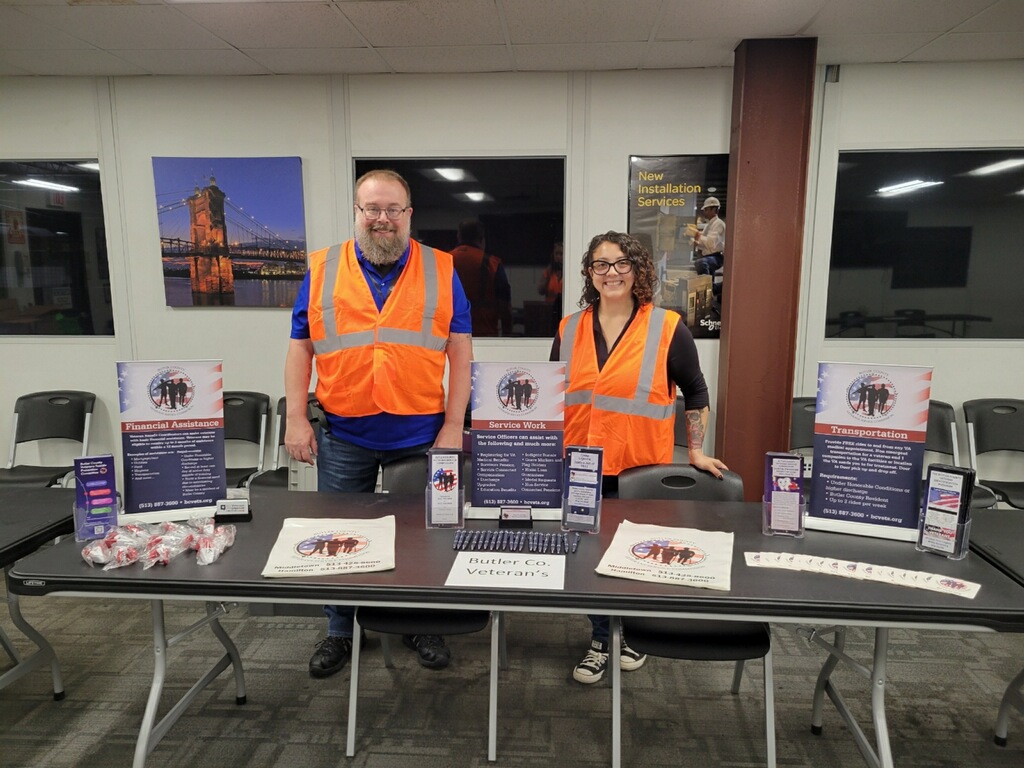 BcVsc's tweet image. Dan and Nika are out and about representing our agency at the Schneider Electric Services Wellness Fair! #bcvets #veterans #westchesteroh