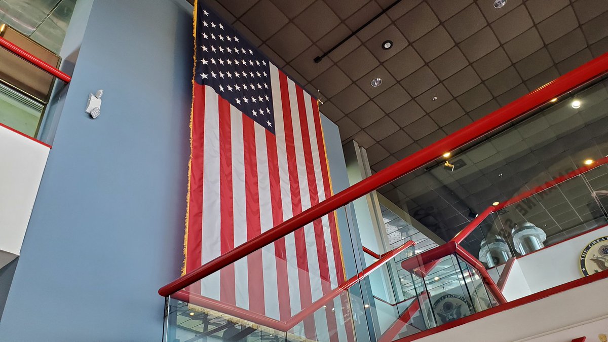 It's always #FlagDay at the USS KIDD. 🇺🇲🏴‍☠️.

Trivia Time: What's the difference between the U.S. flag shown here & the one flown every day on KIDD's fantail (besides fringe)?

First correct answer wins bragging rights.

#OldGlory #StarsAndStripes #museum #education #learningisfun