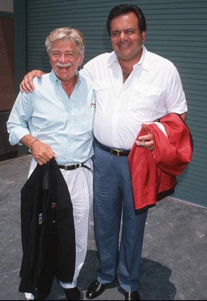 I love this photo.... The 'copper' and the 'gangster'! Featured here are character actors #SeymourCassel (Det. Sam Catchem) and #PaulSorvino (Lips Manlis) at the world premiere of #DickTracy at Disney-MGM Studios on June 14, 1990. What amazing actors and people they were.