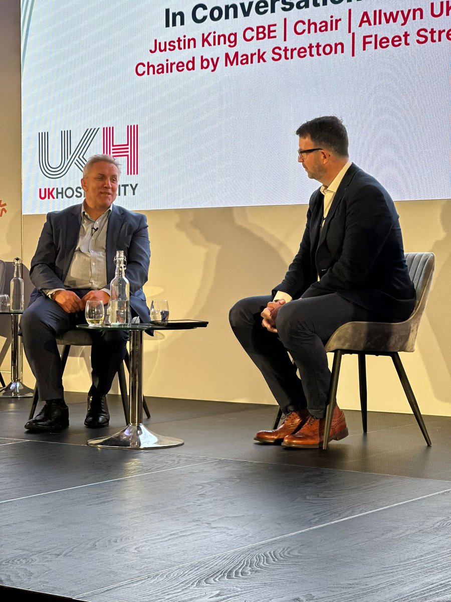 UKHofficial's tweet photo. Justin King, one of the most well-known British business leaders, joins us this afternoon.
He tells #UKHSummerConference that the customer has to be at the heart of everything you do in business. https://t.co/97Hl4VXbyj
