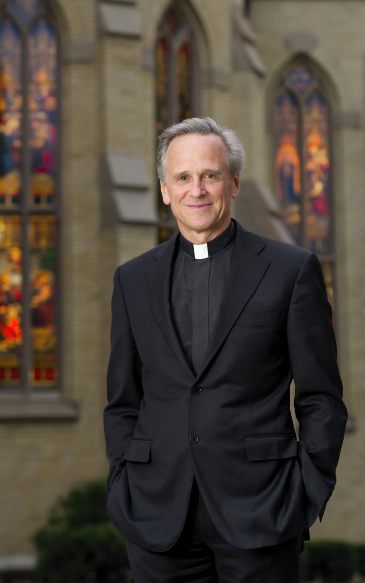 St Edmund's welcomes President of <a href="/NotreDame/">University of Notre Dame</a> Rev. John I. Jenkins, C.S.C. as Hon. Fellow for his significant contributions to higher ed. "I am humbled to accept this... We are very proud of the partnership we’ve developed with St Edmund’s."  bit.ly/3N6V2z8