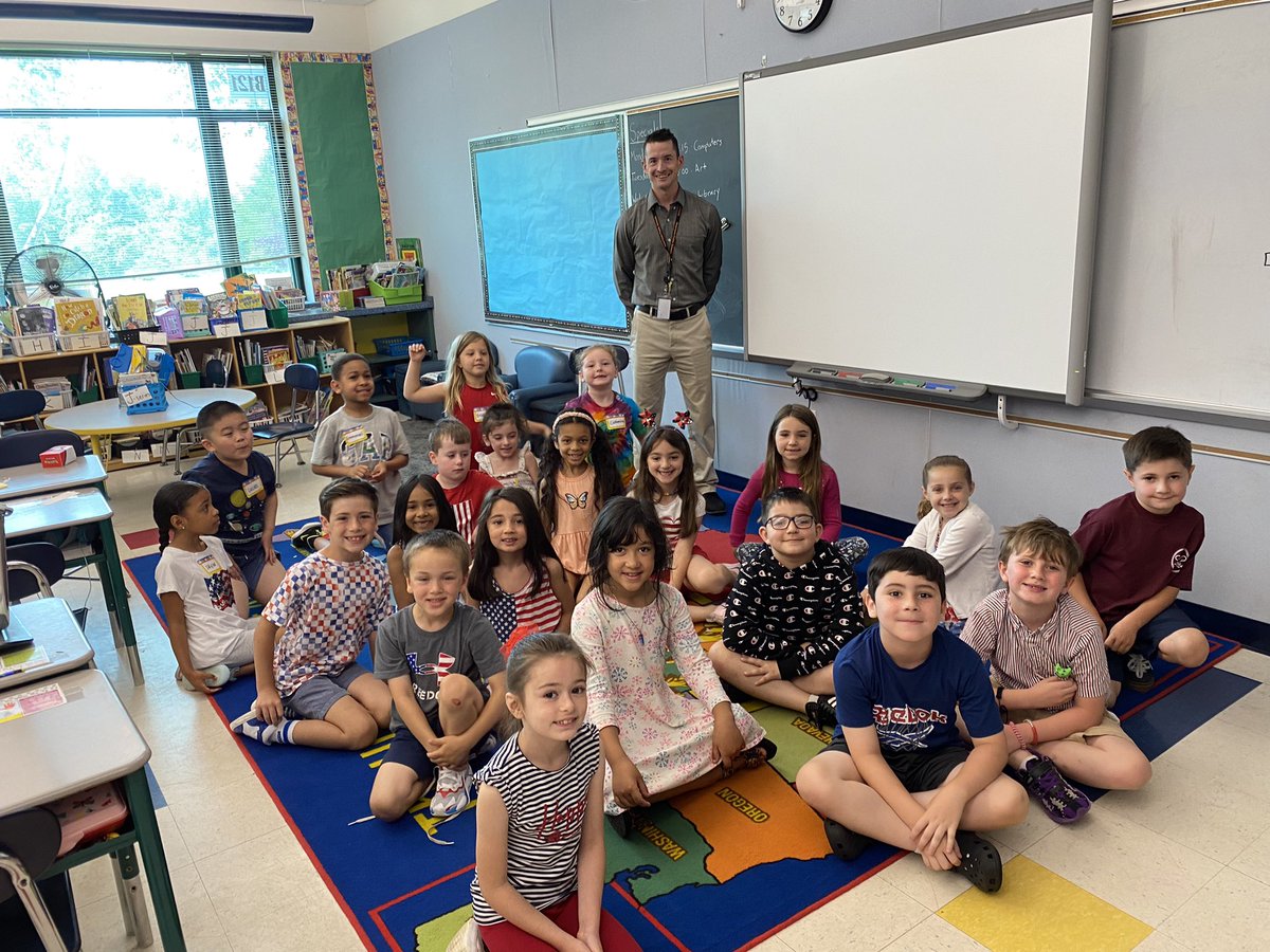 JTPSMeka's tweet image. Happy teachers!!!