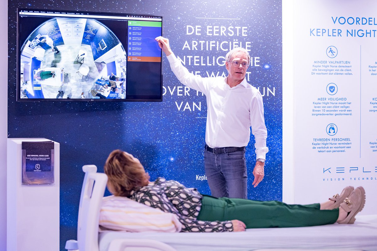 vakbeursZorgICT's tweet photo. Dit was dag 2 van Zorg &amp; ICT! 🦾

Morgen is het dagthema van de Health Tech Mainstage 'zorg op afstand' met Dr. Helen Mertens, Daniël Verlaan en David Jongen. Zien we jou ook?

➡️ Registreer je gratis: https://t.co/QfPOkJ8fHn

#zorgenict #jaarbeurs #healthtech #dutchhealthweek https://t.co/QFDnBuVV7R