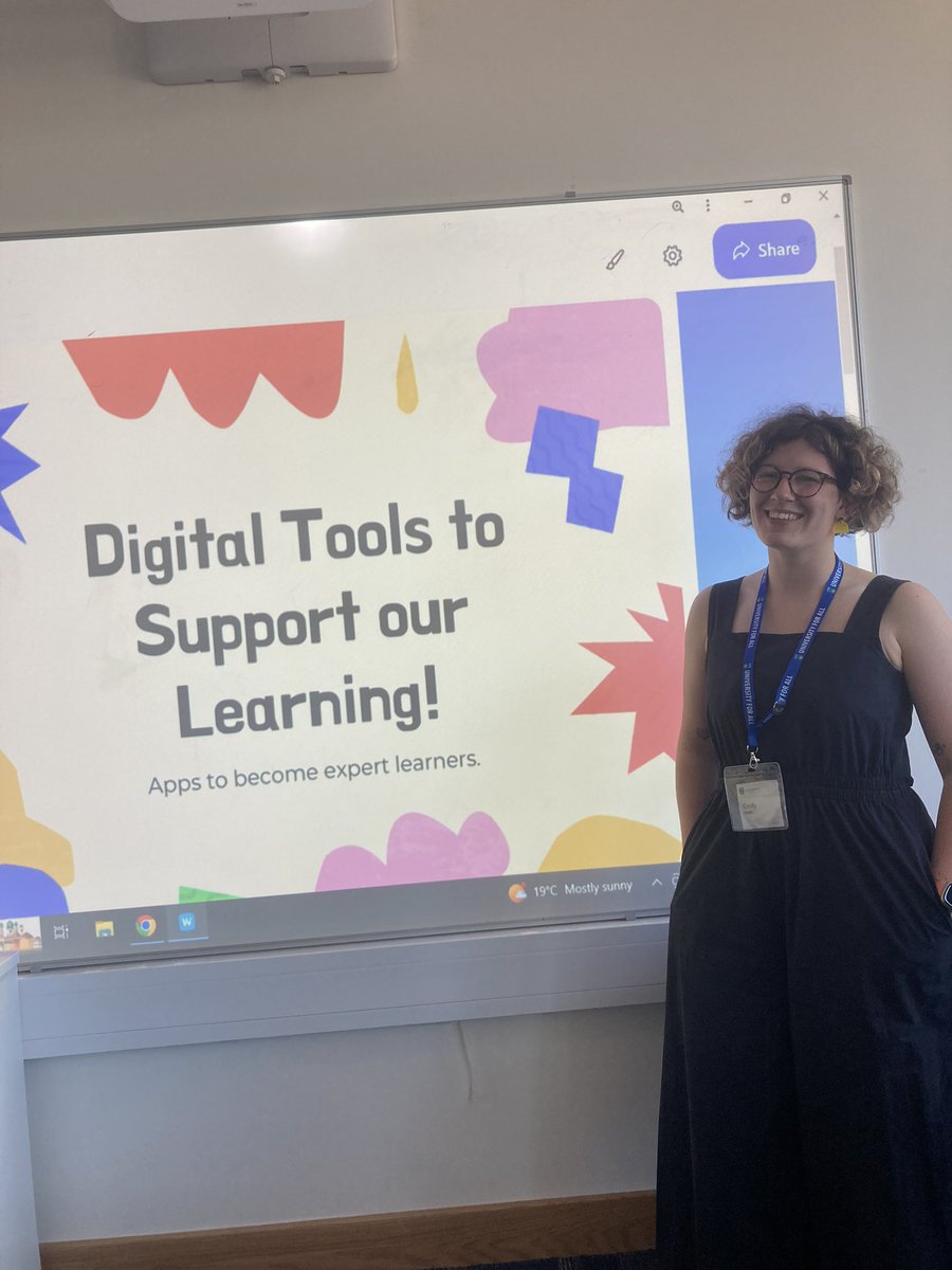 Emily Smith tweet media