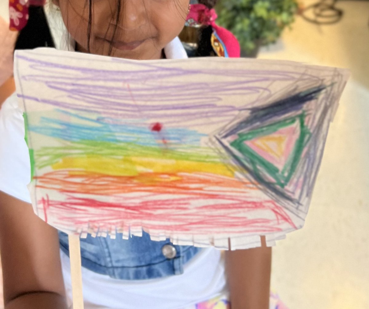 birch_kinders's tweet photo. Some were inspired to create their own flags too. “When I get home tonight I’m gonna do research to learn more about the Pride flag.” 🌈
❤️🧡💛💚💙💜
🖤🤎🩵🩷🤍
#ocsbKindergarten #ocsbPride #InGodsImage #ocsbArts https://t.co/jSFfBtWGGQ