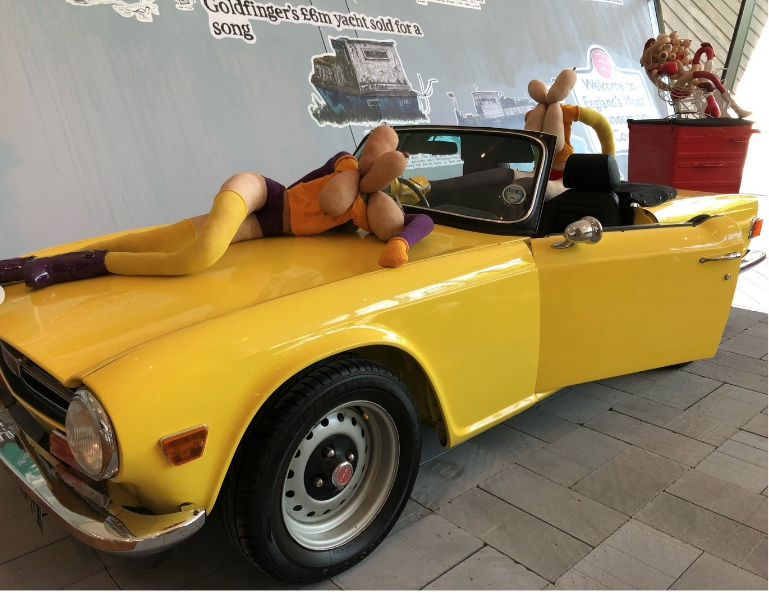 CricketFineArt's tweet image. LEADING ARTISTS &amp;amp; CRITICS JOIN IN CONVERSATION AT FIRSTSITE, COLCHESTER – Saturday 17th June, 7pm⁠ 

More Details and full article👇

cricketfineart.co.uk/blog/141-kate-…

#FirstSight #KateBoxer #CricketFineArt #Art #ContemporaryArt #ArtExhibition #ArtGalleries #Artists #Critics