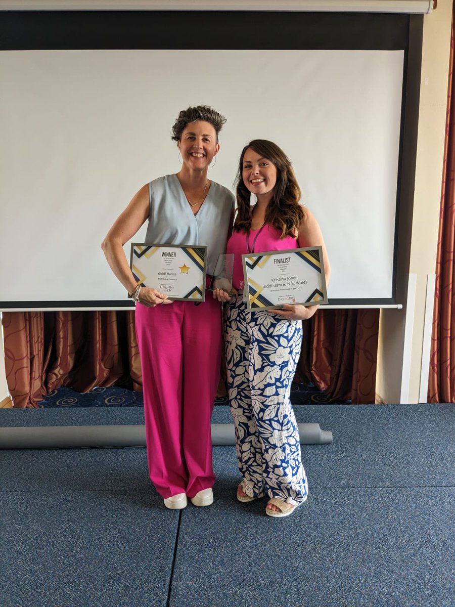 Extremely proud of Kristina dd NE wales on being finalist in the disruptive franchisee category and to us for winning the best online presence franchise at yesterdays disruptive franchise awards 🎉 #disruptivefranchiseawards