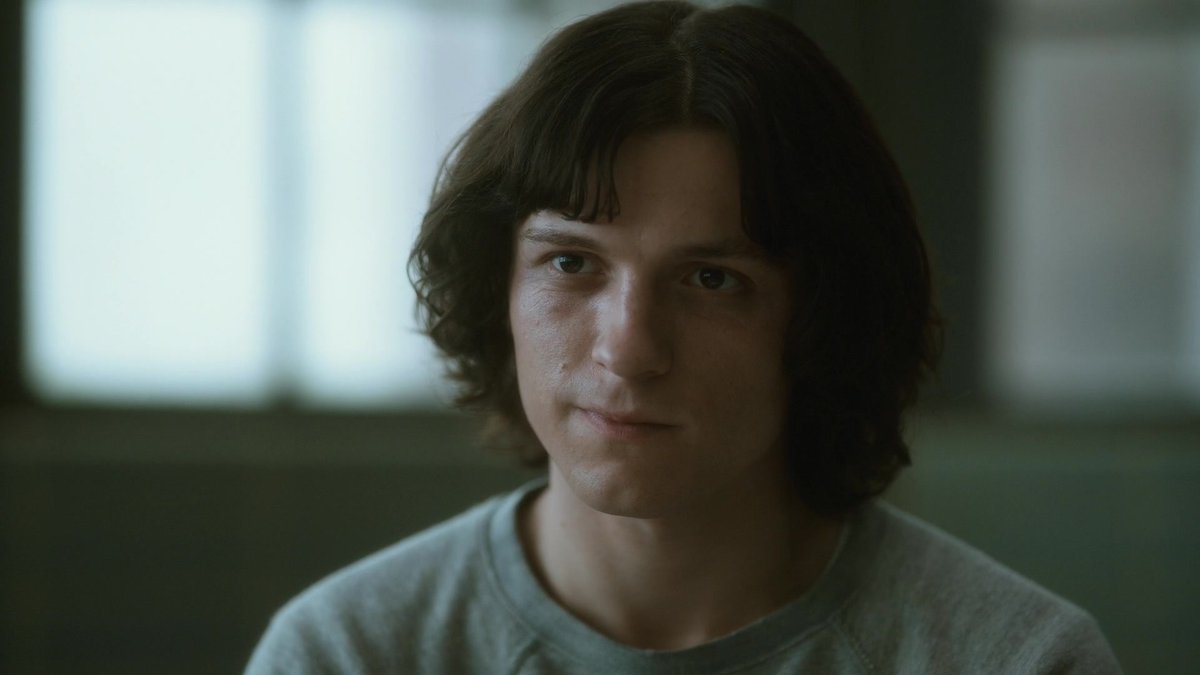 tomhollandorg's tweet photo. Totally Tom Holland - 'The Crowded Room' 1.01 - 1.03 Episode Stills &amp; Screen Captures - https://t.co/se0vevgvsB #TheCrowdedRoom https://t.co/QDVyk7T020