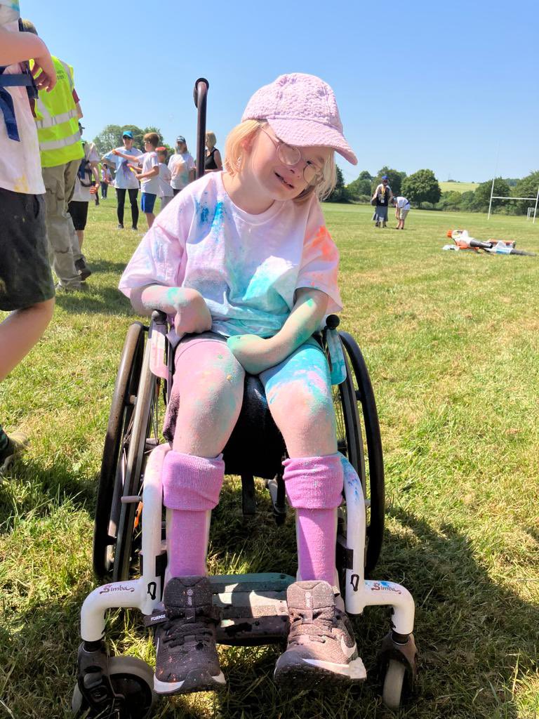 100s of rainbow coloured smiles today at <a href="/YouthSportTrust/">Youth Sport Trust</a> Swindon &amp; Wilts Rainbow Shower Event with @LavingtonSchool <a href="/fairfieldtrust/">Fairfield College</a> <a href="/SportsLeaders/">Sports leaders network</a> 
Pupils &amp; students of all ages &amp; abilities joined together 4 colour, bubbles, bouncing, parachuting &amp; dancing fun! #YSTLeadSchool