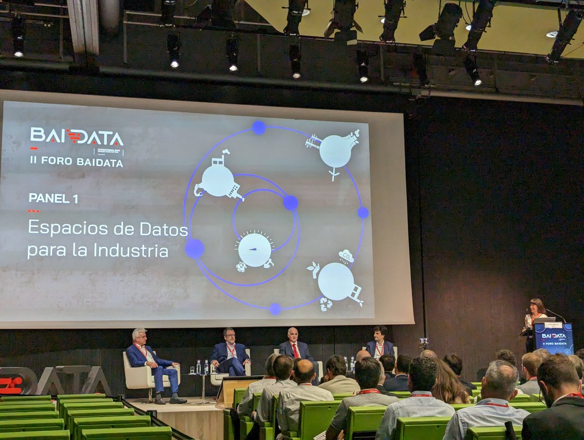 jalonsorpiedra's tweet photo. Interesantísimo debate sobre el desarrollo de espacios de datos para la industria, moderado por Laura Marrón, de @BasqueAICenter
#foroBAIDATA #dataspaces #dataspaces4industry @baidata_idsa https://t.co/Kb3HlZs2su
