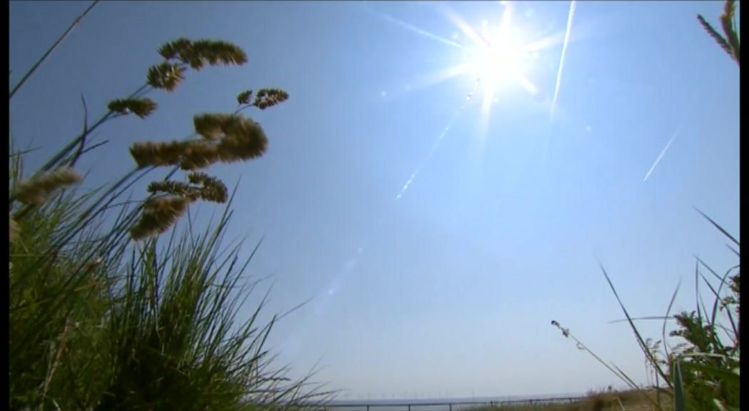 ☀️30.1'C☀️
Lancaster University's Hazelrigg weather station's recorded the hottest June day since records began.
Dr James Heath <a href="/LancsUniLEC/">Lancaster Environment Centre</a> said: "With the background of global heating, extreme temperature events like this are undoubtedly becoming more common." <a href="/LancasterUni/">Lancaster University</a>