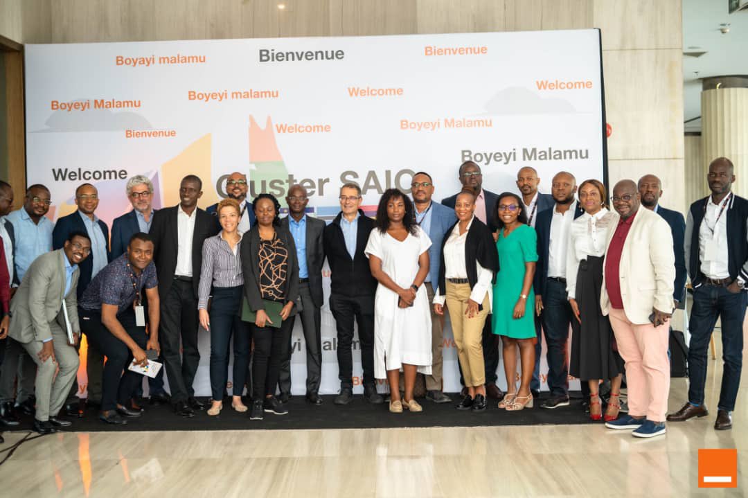 jerome_henique's tweet image. Une énergie incroyable pour cette 3eme étape de notre roadshow #LtF_OMEA 🚀qui rassemblait pour la premiere fois tous les Codirs des pays SAIO. Merci à tous d’avoir tant partager! Et merci à @BenHAIDARA1 pour l’accueil à Kinshasa!  @Cheydema @orangeafrica