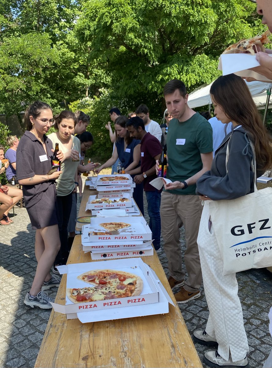 Thank you to everyone who took part in a fantastic two days of networking, new science, poster presentations, career talks, pizza and ice cream at the 2023 GFZ Doctoral Days! @GFZ_Potsdam
#phdchat #phdlife