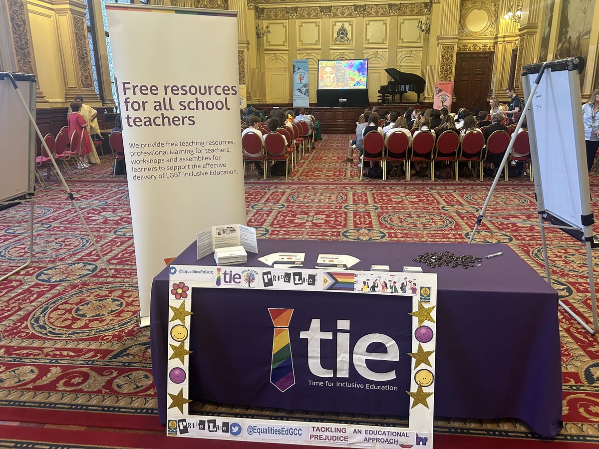 LauraMonty4's tweet photo. Enjoying being a human storyteller as part of the #PrideLite @tiecampaign event at the City Chambers https://t.co/HXmqqNAsRB