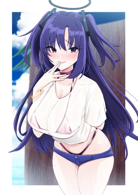 海デート。飲み物を買うと言って席を外すユウカ。帰りが遅く、心配になって探してみるとシャワー室の裏から現れるユウカ…どこか艶があり…

この前のユウカちょっと直してみました 