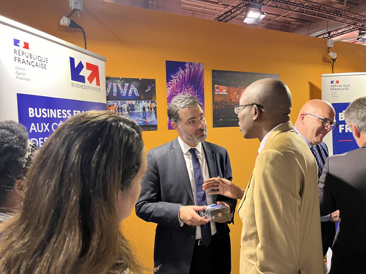 Business France tweet media