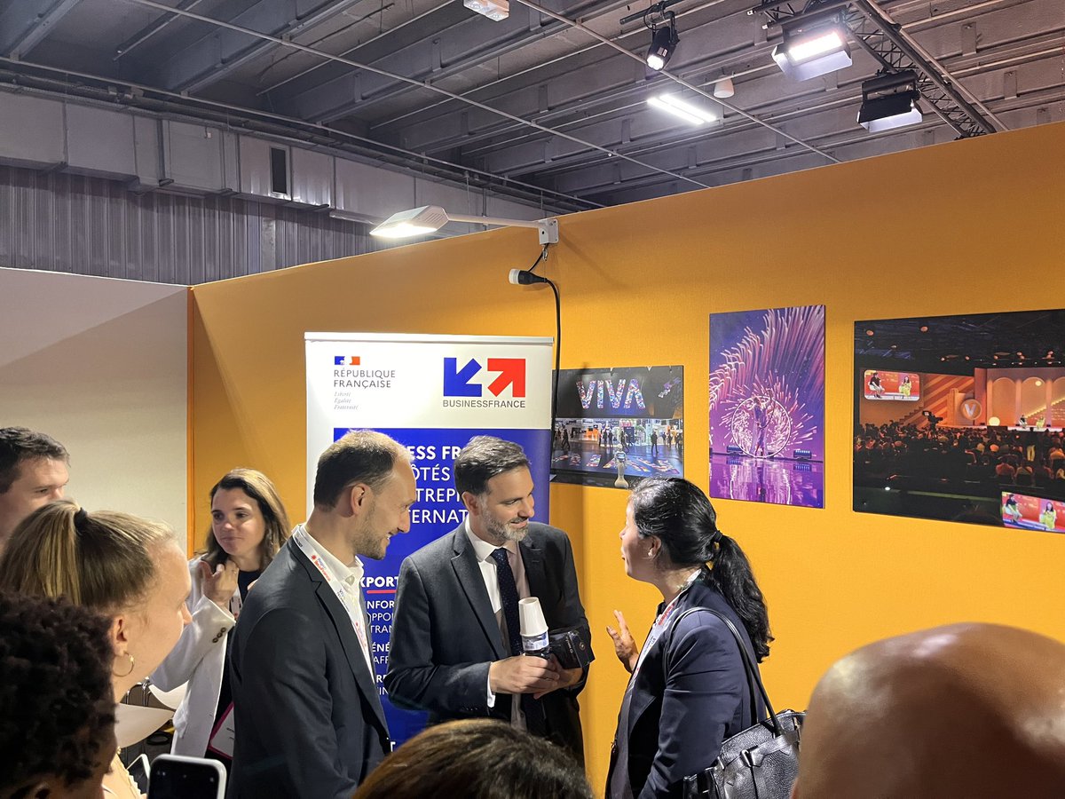 Business France tweet media