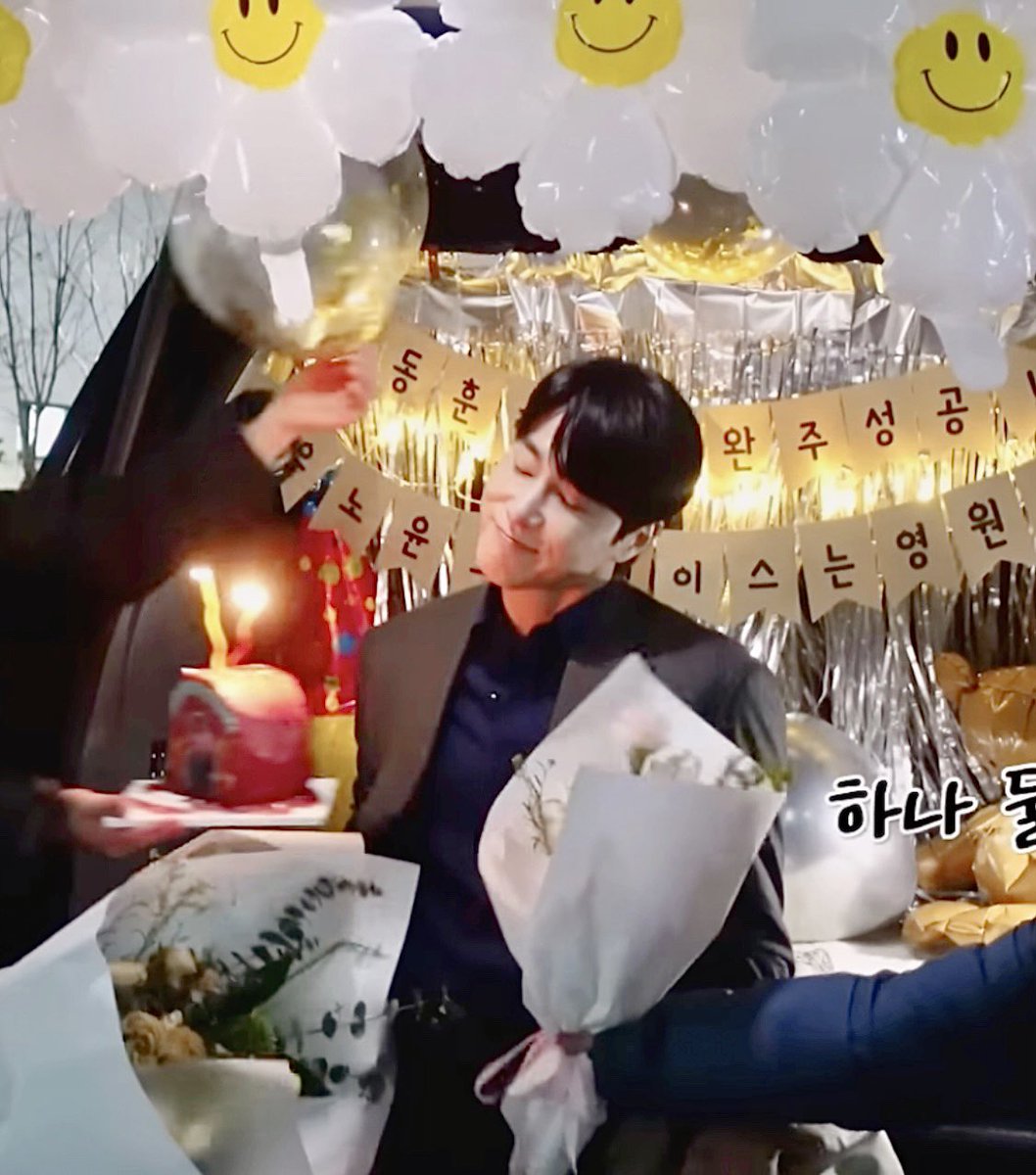 applepiehih's tweet photo. 우리옵바 진짜 사랑스럽고 예쁘고 귀여운 사람💖 https://t.co/dGyLjBjyHt
