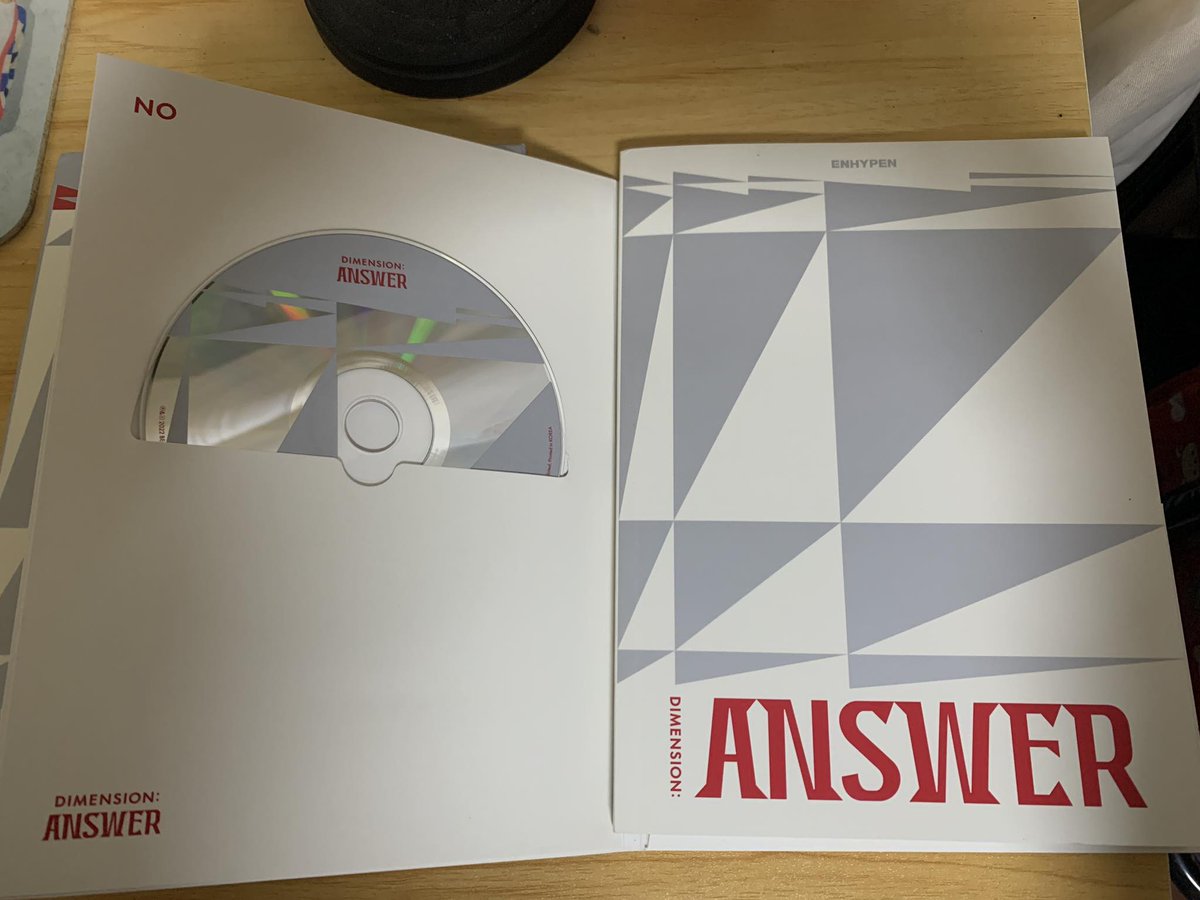 nshmrn_k's tweet photo. WTS LFB
: ¨·.·¨ :
‌ ` ·.    ——  ENHYPEN UNSEALD ALBUM
— avail din jungwon dicon binder
— mint condi
— ONHAND
— 100 each
— inclusions : cd, pb and poster
— mod : SCO | mop : gcash
— marked album's are not available

wts lfb dilemma dimension / dimension answer / md1 https://t.co/Tn2iRgo7kV