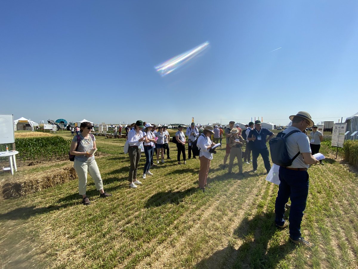 Les Culturales d’<a href="/Arvalisofficiel/">ARVALIS</a> se tiennent pendant 2 jours dans l’Essonne. Visite de l’espace technique avec les médias 👍