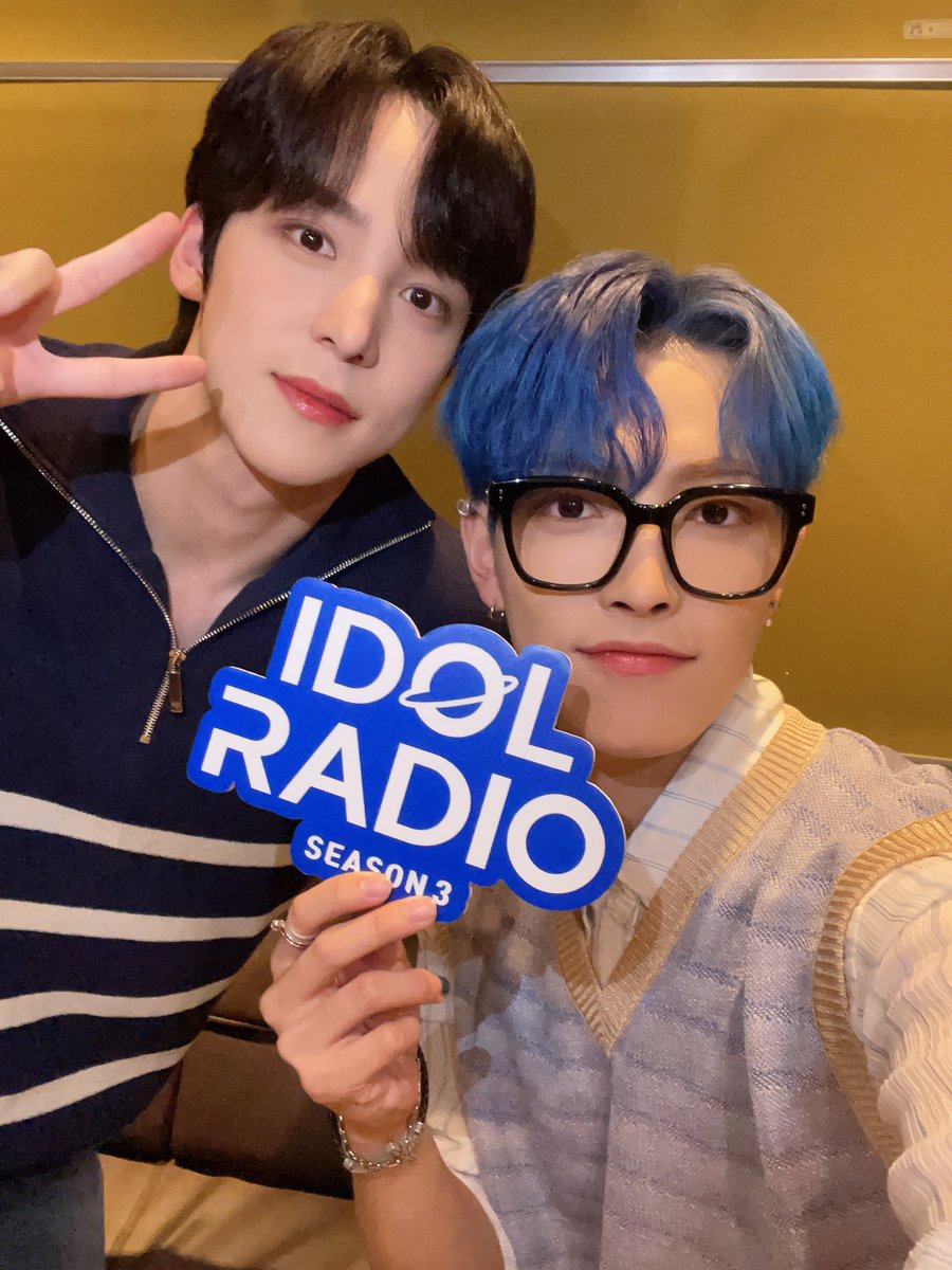 idolradiokorea's tweet photo. 잠시 후 9시, 아이돌라디오3 #ep80_피원하모니_더뉴식스 라이브 스트리밍 방송이 시작됩니다

📲 MBC RADIO 공식 Youtube 채널에서 라이브 스트리밍
https://t.co/98RBbsHwxe

@radiombc @ATEEZofficial @P1H_official @TNX_Official https://t.co/Jm4qFiBu8v