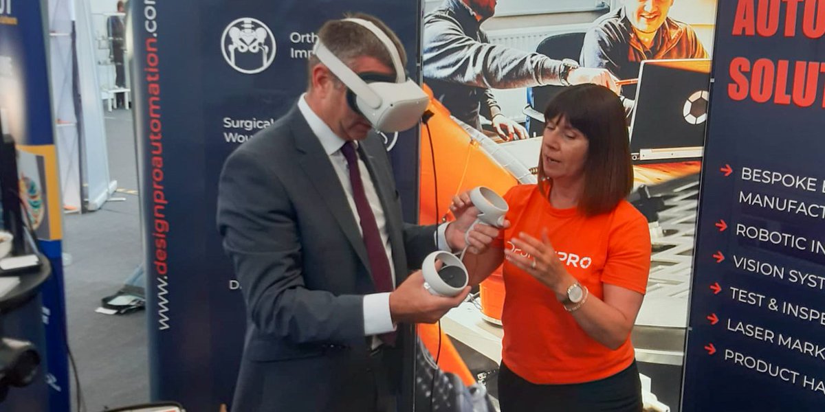DeptofFHed's tweet image. Minister of State Collins visited Manufacturing Solutions Ireland 2023 today, at TUS Moylish Campus in Limerick. The Minister met exhibitors, TUS staff and staff from GTMA, the co-organisers of the event with TUS.