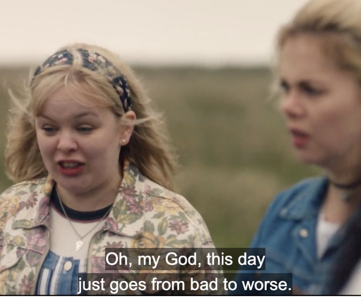 Mid-week crisis.🤿 

#derrygirls