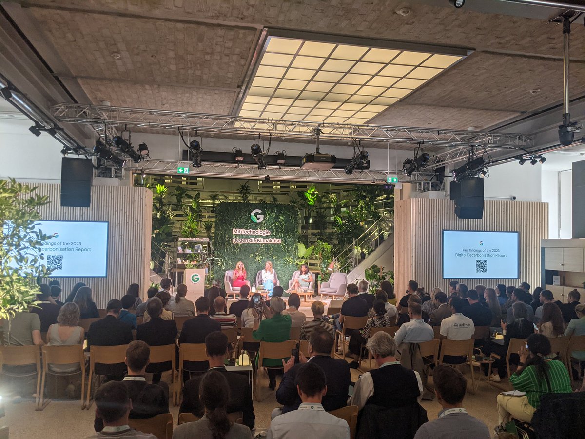 Der Google Climate Summit startet mit Kate Brandt von <a href="/Google/">Google</a> und der großartigen <a href="/beyond_ideology/">Maja Goepel @beyond-ideology.bsky.social</a>. #greentech #climate #nachhaltigkeit
