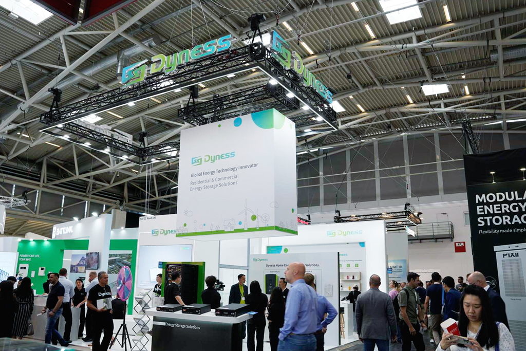 DynessESS's tweet photo. Day 1⃣ at Intersolar2023 Europe
✨✨ Dyness is proud to show our latest solar solutions, including the newly released #DH200F and #Tower Pro series.💚
The excitement continues, take part in the Dyness Big Wheel game at C2-320!🎁
#solarenergy #renewables #cleanenergy https://t.co/wwdUMpexwk