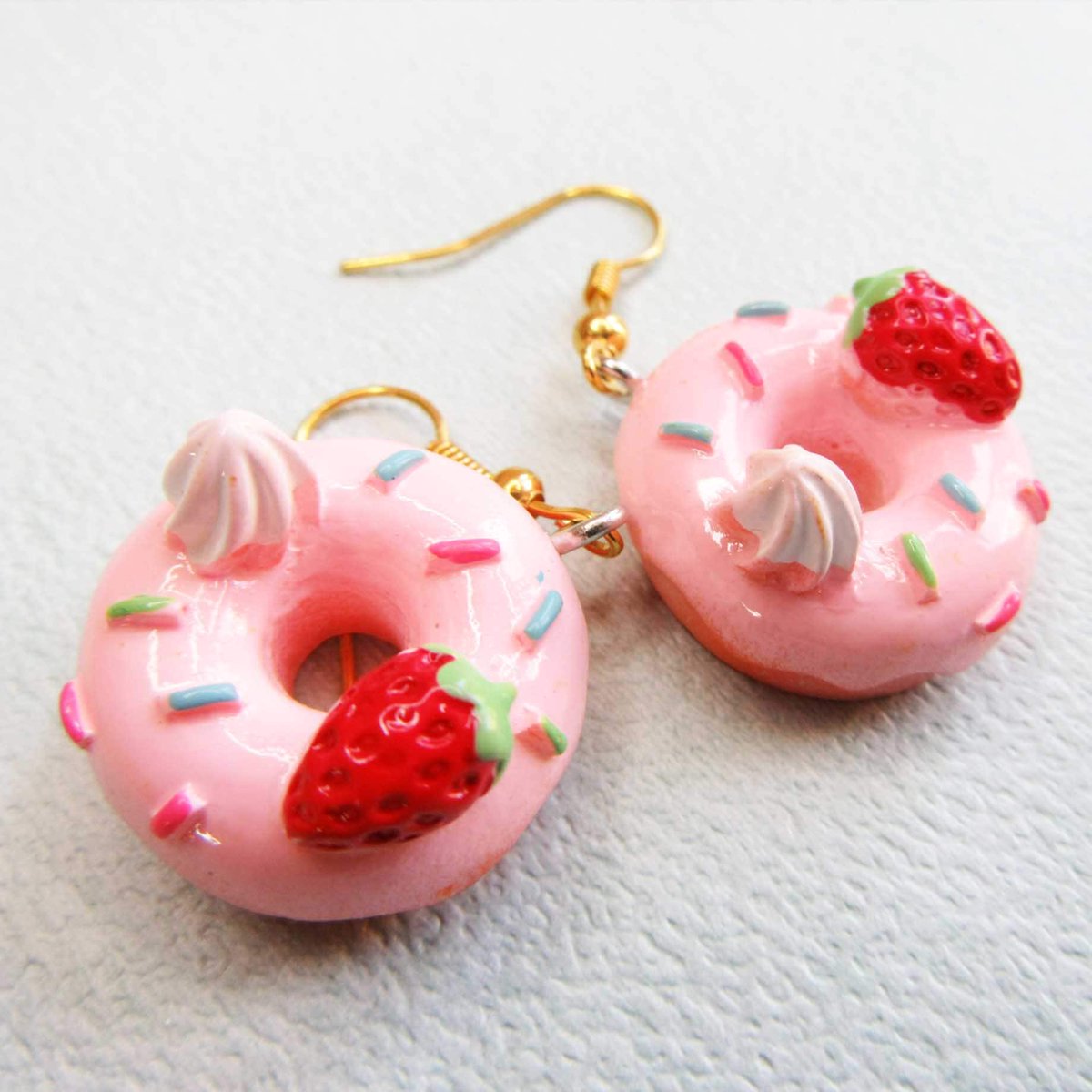 Thanks for the great review Shemahni ★★★★★! etsy.me/3N8PWSL #etsy #doughnutring #fooddrink #earlobe #pink #birthday #bohohippie #unisexadults #funky #strawberries