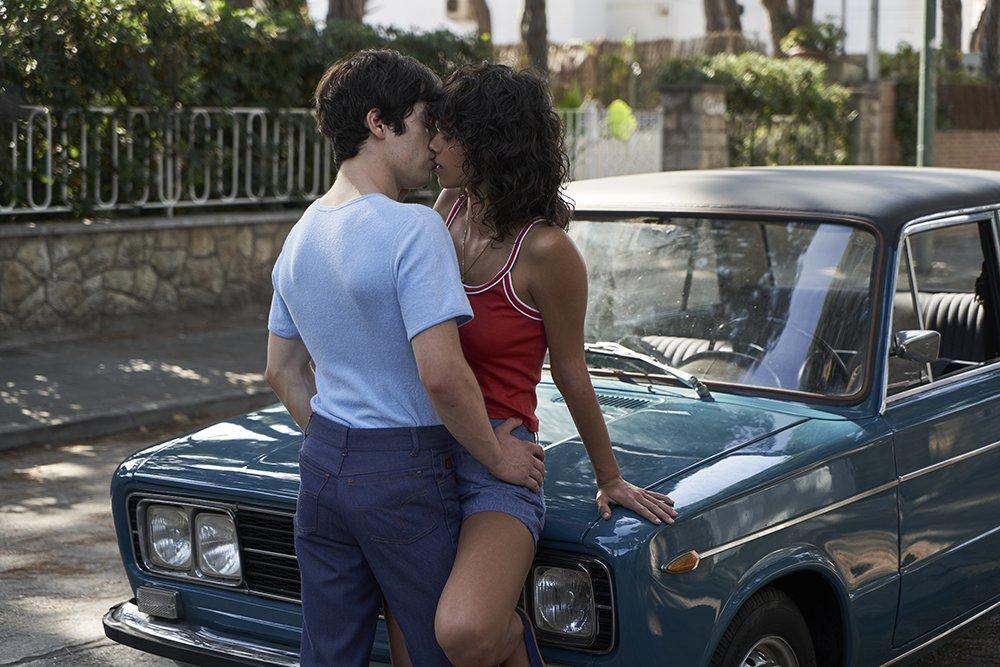 📽 Un triangle amorós porta en Nacho a convertir-se en un lladregot. Un seguit de robatoris el duran a l'altre costat de la frontera, d'on no hi ha retorn.

Aquesta nit (22.05), "Les lleis de la frontera" a "La gran pel·lícula".

#CinemaTV3

ℹ tv3.cat/pellicules/tra…