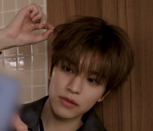SEUNGM1NE's tweet photo. KIM SEUNGMIN SOOO HANDSOMEEEEEE😭❤️😭❤️ https://t.co/LLSmXs8HME