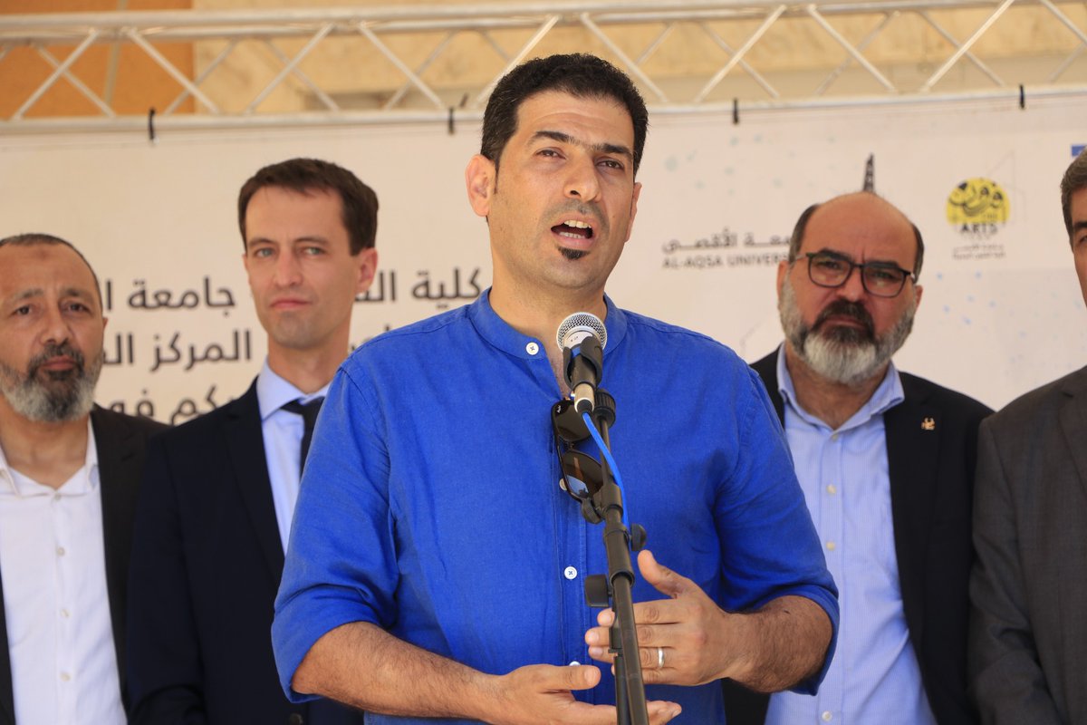 بالشراكة مع المركز الثقافي الفرنسي بغزة كلية الفنون الجميلة بجامعة الأقصى تنظيم معرضاً فنياً بعنوان: " رسائل بصرية حالمة"

للتفاصيل: tinyurl.com/2ze89afx