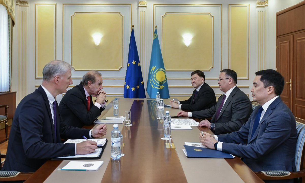 MFA_KZ's tweet photo. 🇰🇿🇪🇺#Қазақстан СІМ-де Еуроодақпен ынтымақтастықты көпжоспарлы дамыту мәселелері талқыланды
🔗 https://t.co/RJHeyJBg4p https://t.co/VxDW42makz