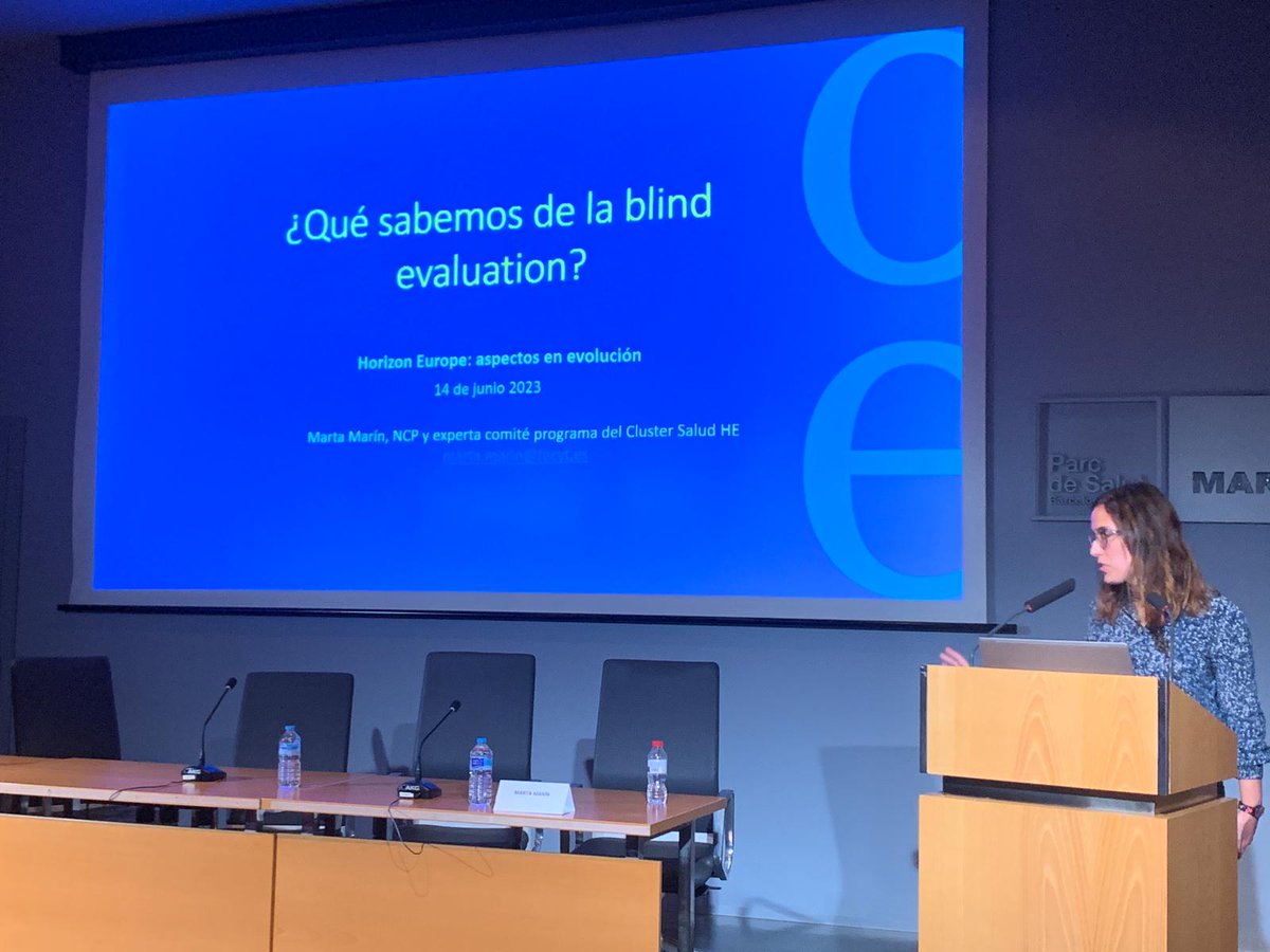 HMar_research's tweet photo. Comença l'última sessió de la jornada #HorizonEULumpsSums amb la Marta Marín Barba, National Contact Point Cluster @FECYT_Ciencia.
Què sabem de la #blindevaluation?
#HorizonEU #HorizonEuropa https://t.co/6oBSre4Qq3