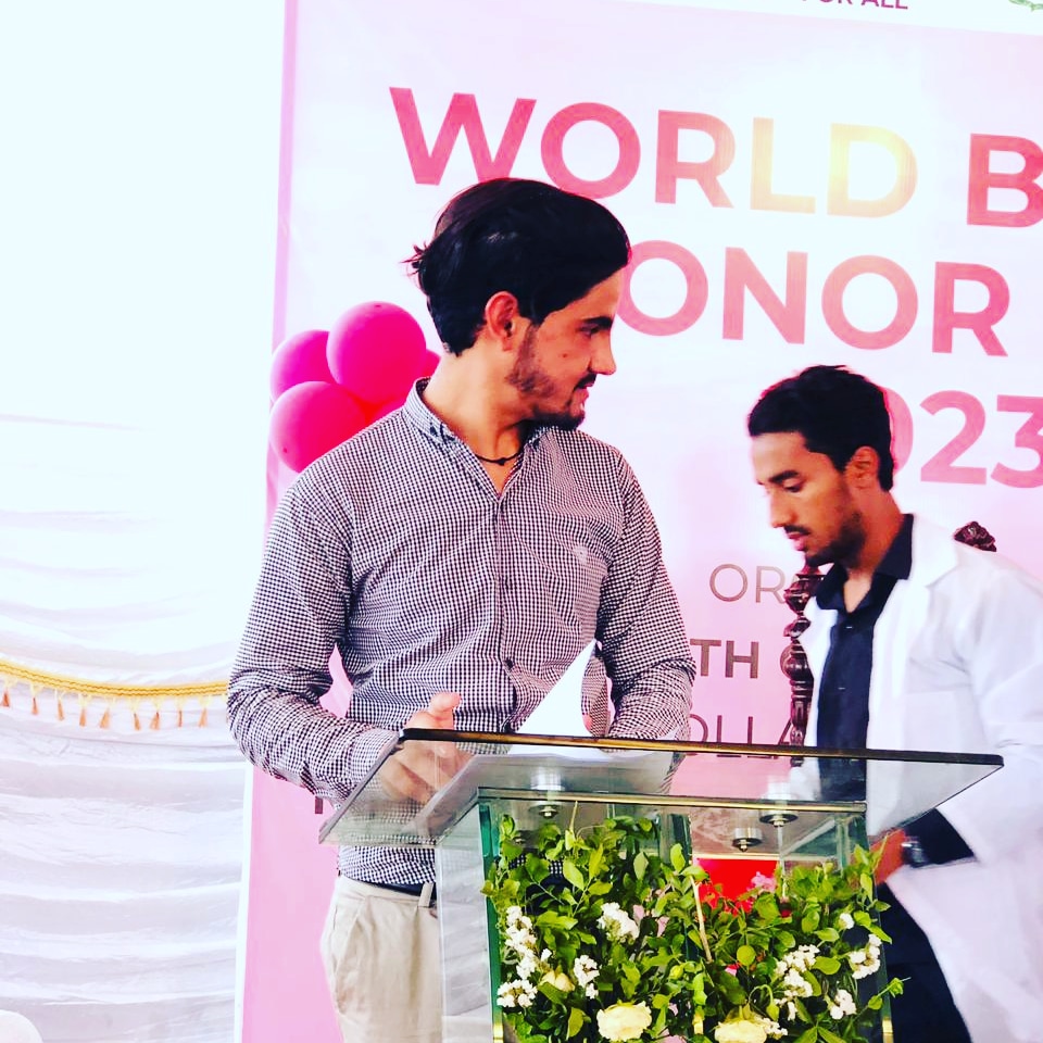 AsifAli55582's tweet photo. World Blood Donor Day in RBC Islamabad ❣ https://t.co/pKsR67x3l9