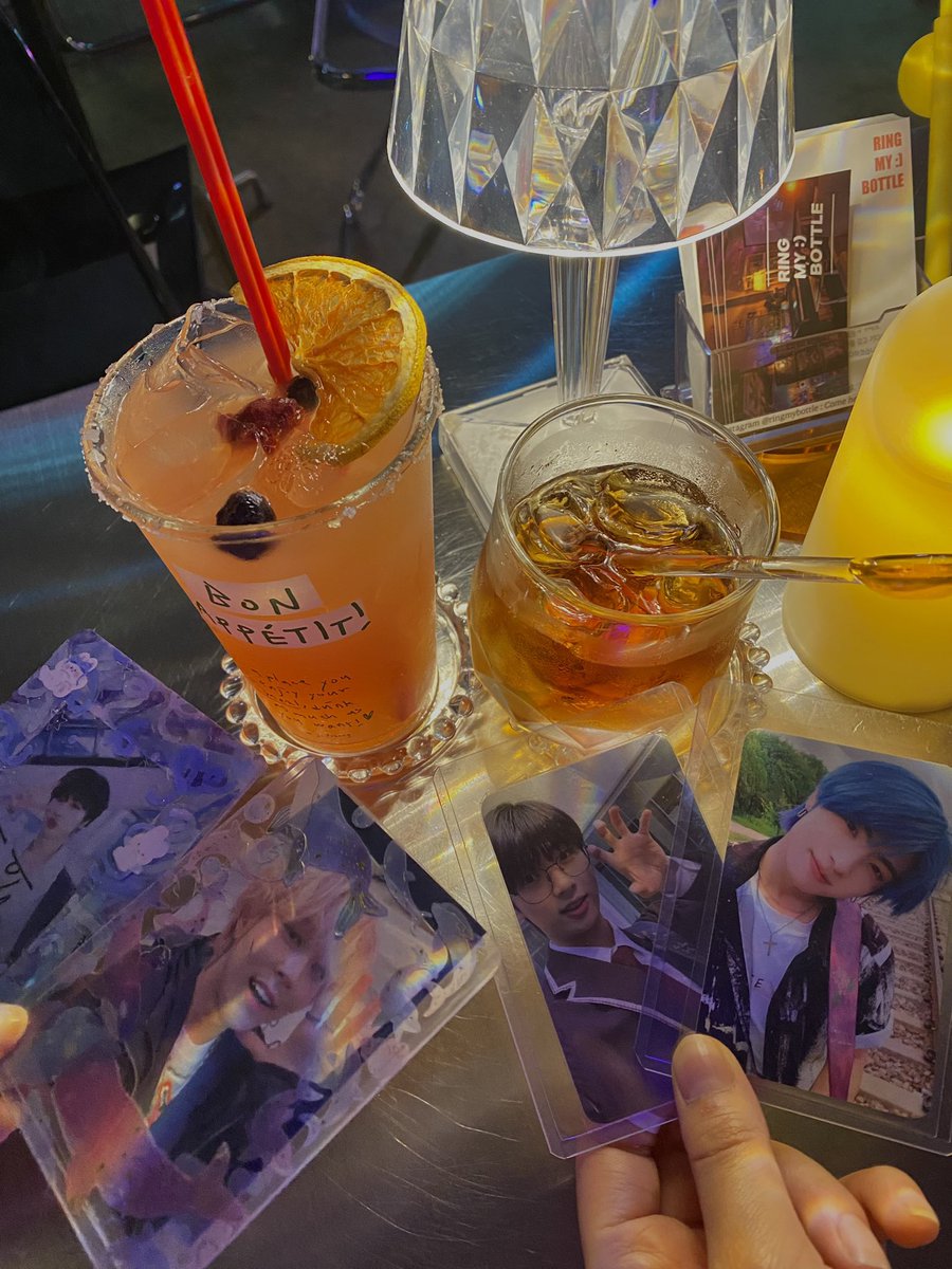 오랜만에 위부 만남🧏‍♂️💜💙