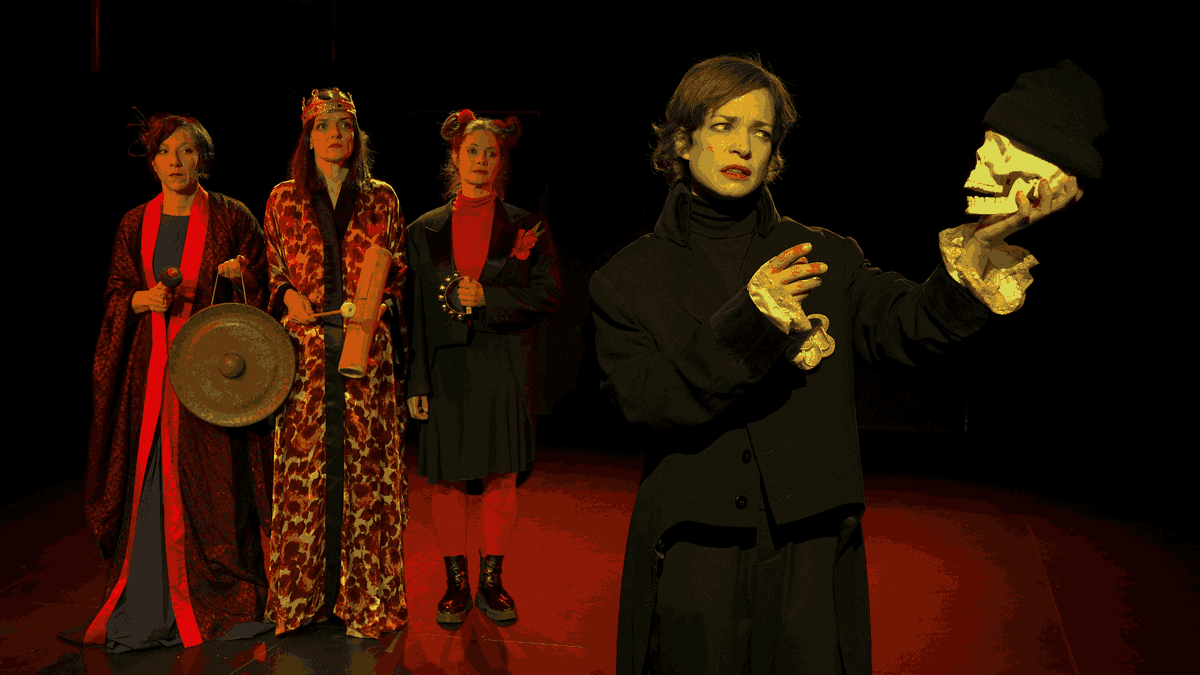 NOTICION!! Las tragicas payasas de Shakespeare!! están en el catalogo de espectáculos recomendados de circo de <a href="/LaRed_deTeatros/">La Red Española de Teatros</a> !! Tachannnnn!!! 🤡🎭
redescena.net/comisiones-art…