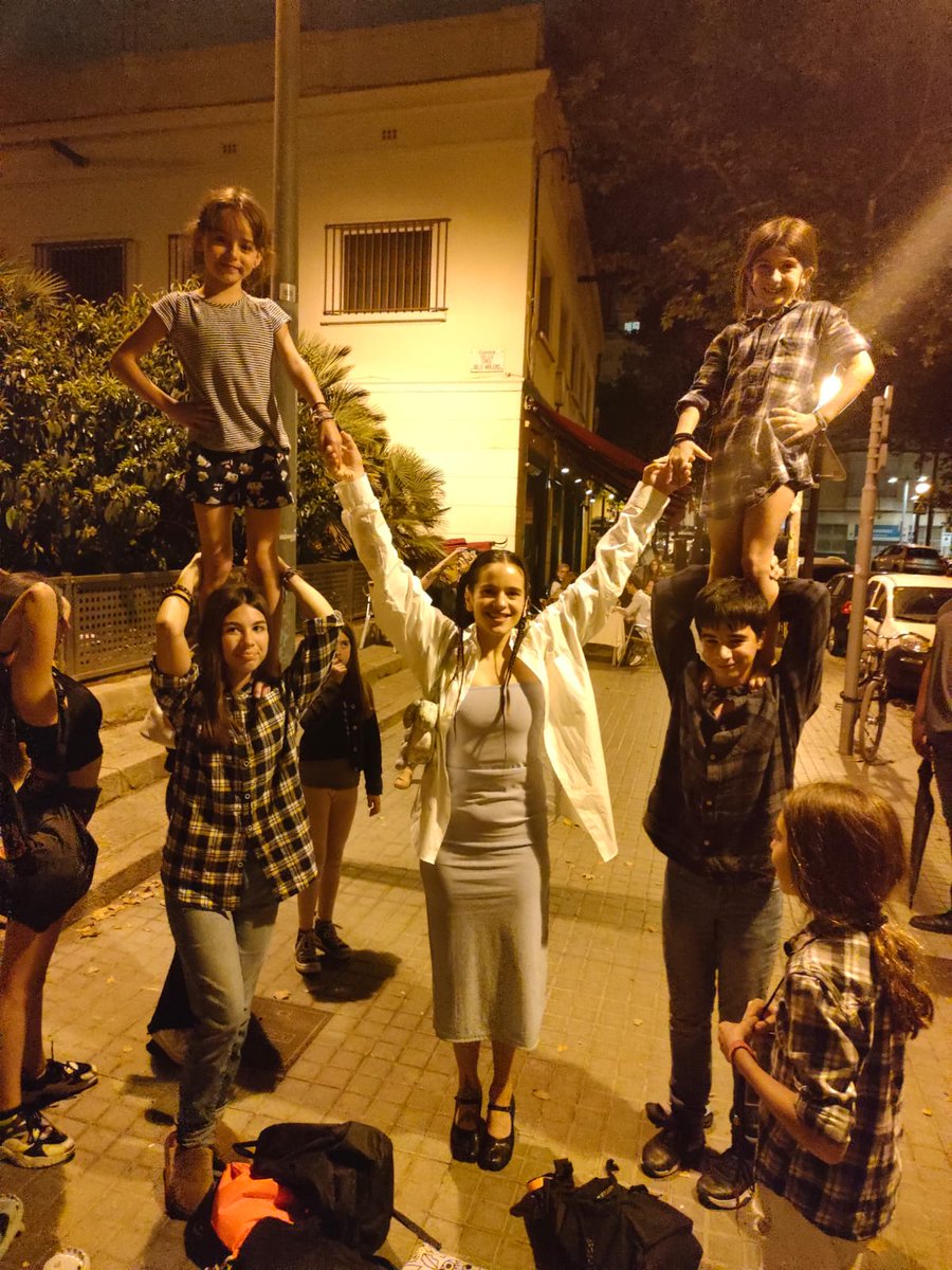 castellers out of context (@ncastellers) on Twitter photo 