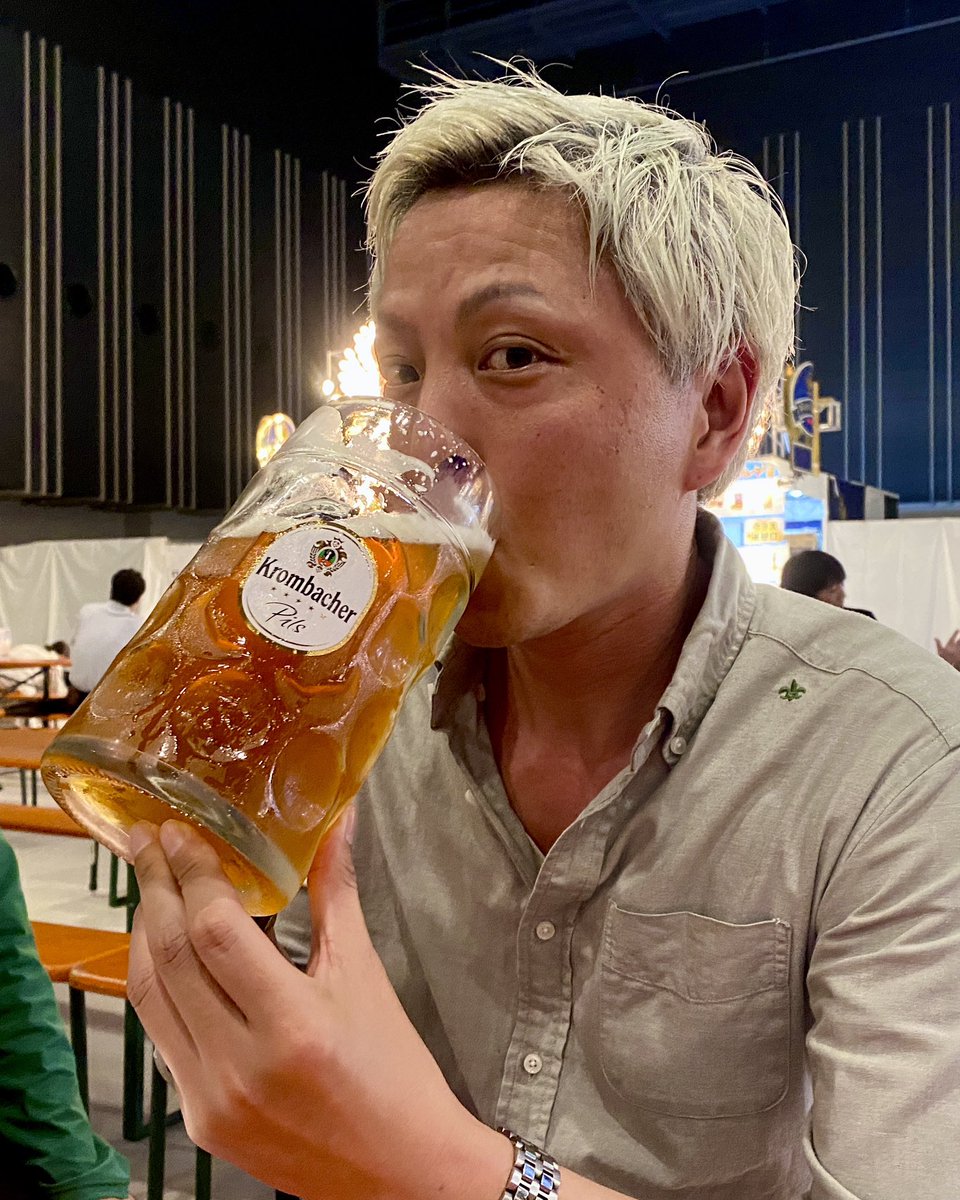 Joe_Beerski's tweet photo. 🍺Go Go West by Brewheart
🍺51 State IPA by O'Hara's Brewery
🍺Drunken Sailor by Crew Republic
長崎オクトーバーフェスト(2回目)で､はしゃぎすぎた
#craftbeer #クラフトビール #クラフトビール好きと繋がりたい #oktoberfest #Brewheart #OharasBrewery #CrewRepublic #オクトーバーフェスト https://t.co/P8pE7ZWfQu