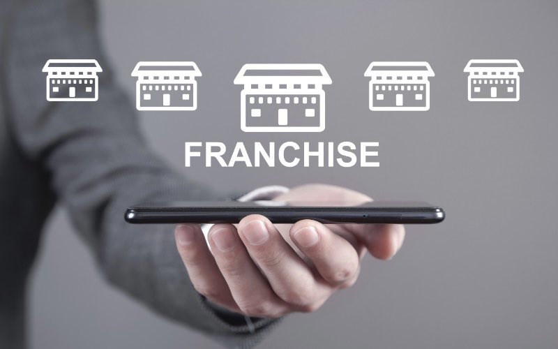 MKB_AP's tweet image. Een gids voor het starten van een franchiseonderneming: financieringsmogelijkheden en tips. Lees meer➡️ bit.ly/3Jfn2PP

#bedrijfsovername #bedrijfsfinanciering #franchise #bedrijfstarten #franchisenemer