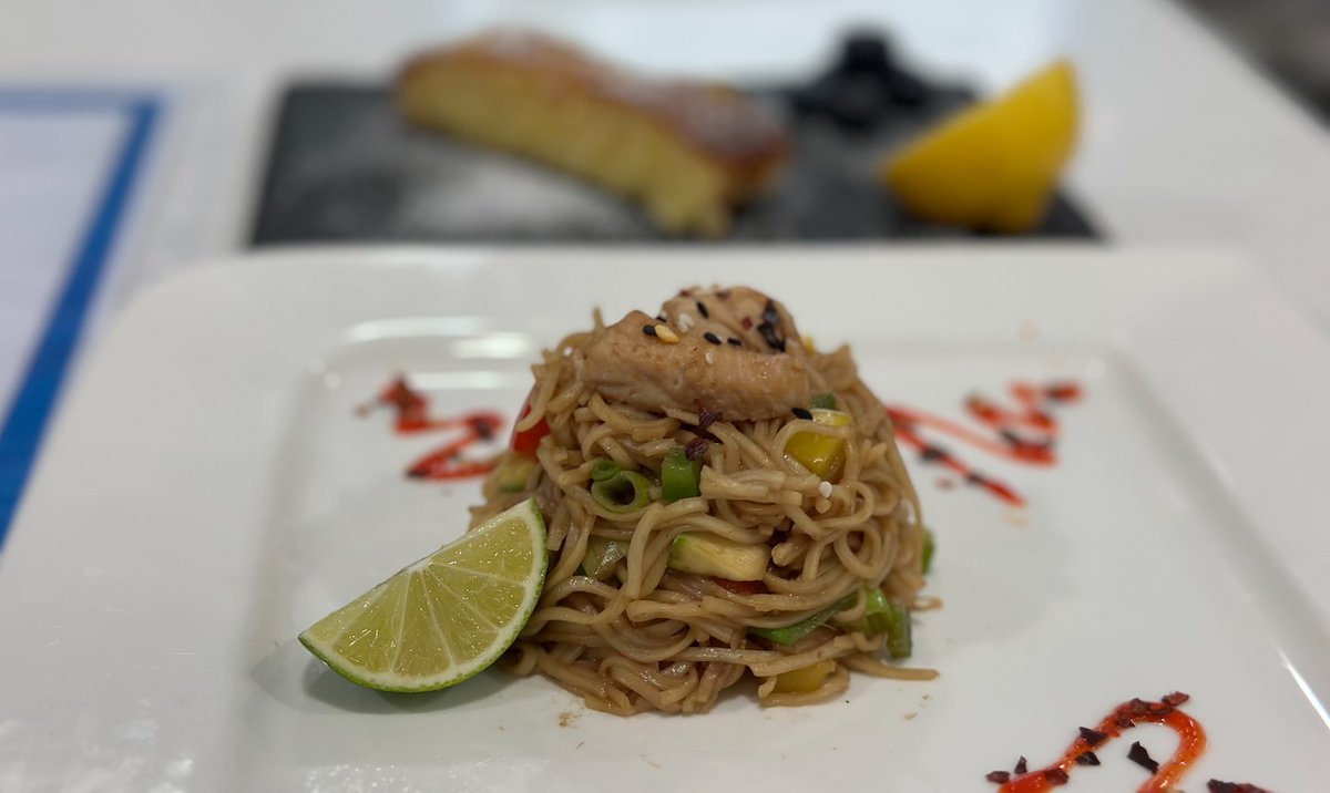 DESC Food tweet media