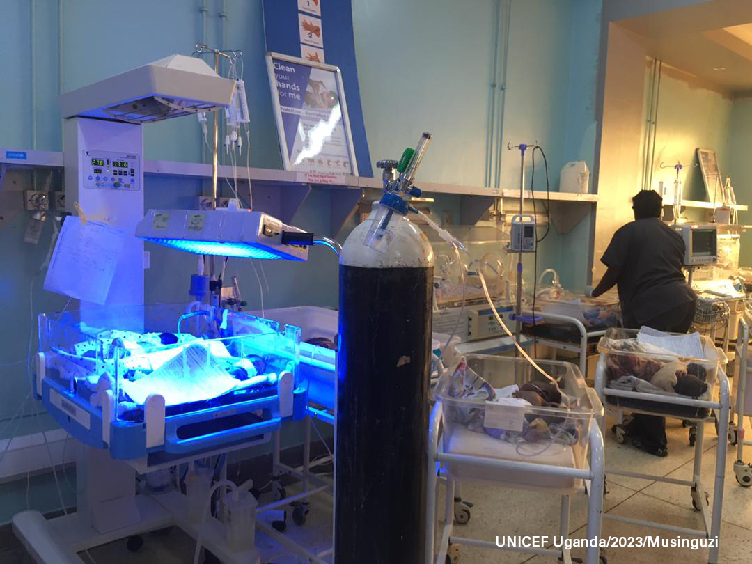 UNICEFUganda's tweet photo. .@Sida has been instrumental in supporting @UNICEF's efforts to strengthen @GovUganda health systems to ensure efficient delivery of essential maternal, newborn, child, and adolescent health and nutrition services. #InvestInUGchildren https://t.co/FXb1OKuT92