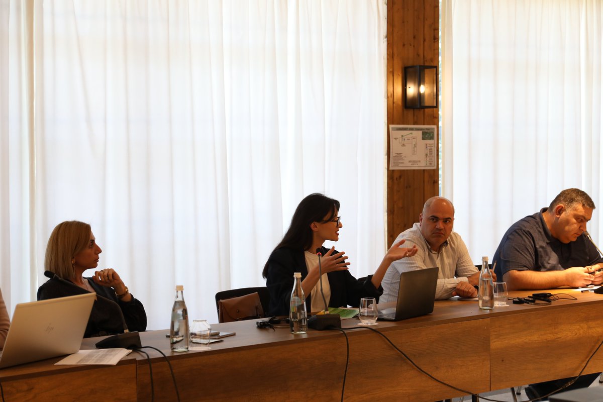 📣 Georgia has launched the National Waste Prevention Program aligning with the waste management hierarchy outlined in the EU Waste Framework Directive. Over 30 representatives from the private sector gathered for information exchange consultations with international experts 🤝🏻