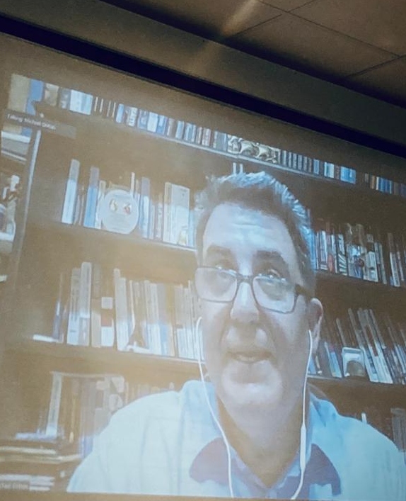 Greece in UK tweet media