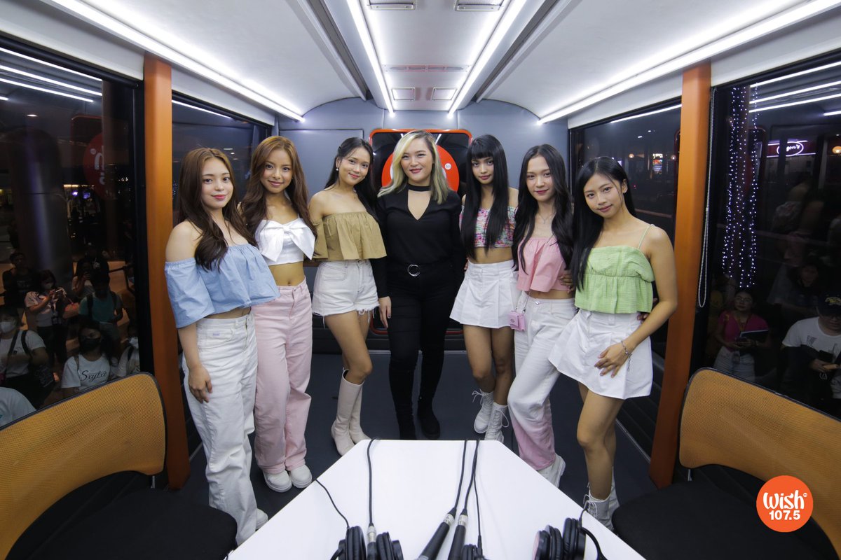 P-pop girl group @ygig_official brought their latest musical offerings, 'Doob Doob' and 'Shaba Shaba,' to the Wish 107.5 Bus.