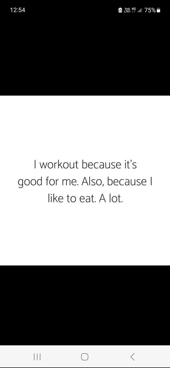 zoeyzobo's tweet photo. My life!!!! https://t.co/IMTjd1JpXT