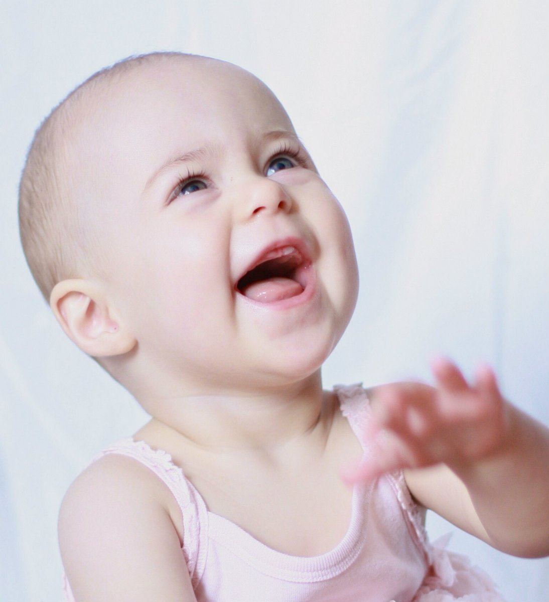 DYK: Tooth decay can start as soon as the first tooth appears in your child’s mouth. Learn how to start good oral health habits early and when to take your child to their first visit to the dentist: cda-adc.ca/en/oral_health…